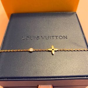 Louis Vuitton 18k Bracelet